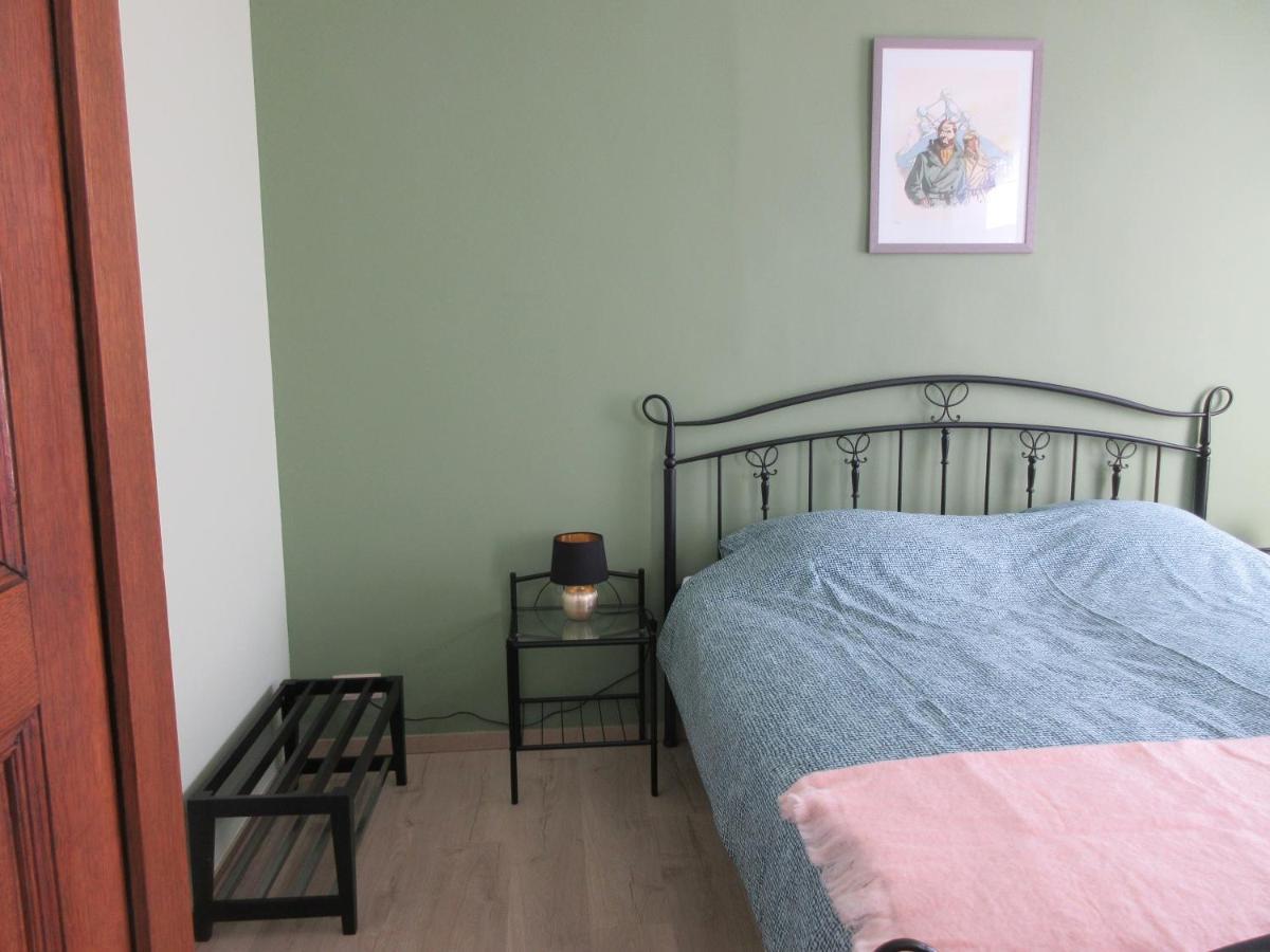 B&B Les Iris Брюссель Экстерьер фото